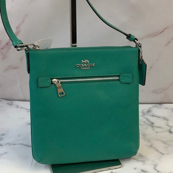 NWT Coach Mini File Bag Cross grain Leather Crossbody - Bright Green - Picture 3 of 5